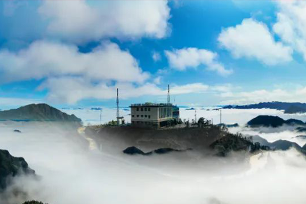 易跑助力中国科学院大气边界层顶上黄观测站，在海拔1000米的大气观测站打造科学家健身中心！
